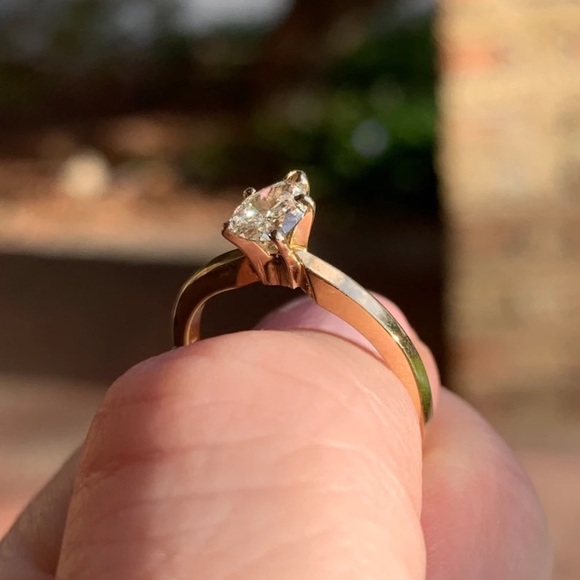 Pear Cut Tiffany Style Natural Diamond Solitaire Engagement Ring .40 carat 💎 - Picture 3 of 5